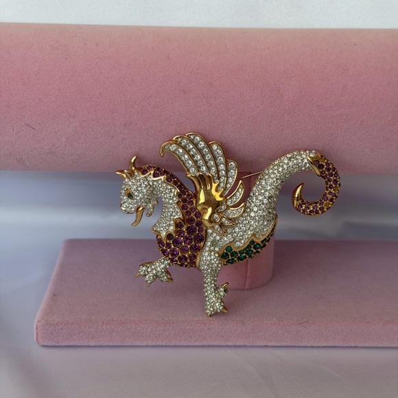 Swarovski Jewelry - SWAROVSKI brooch of a large winged figural hippocampus mythical creature